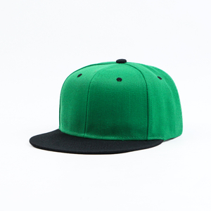 Retro Color-Blocked Streetwear Flat Brim Snapback Hat 